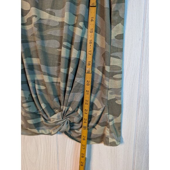 Torrid 0X Large Camo Lightweight Causal Knot At Hem Sleeveless Tank Top Green - Picture 6 of 6